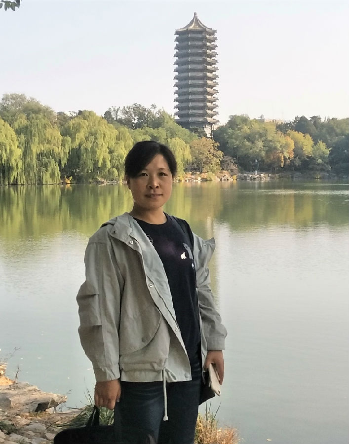 毕小芳生活照1.jpg